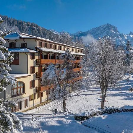 Отель Villars Lodge 2*