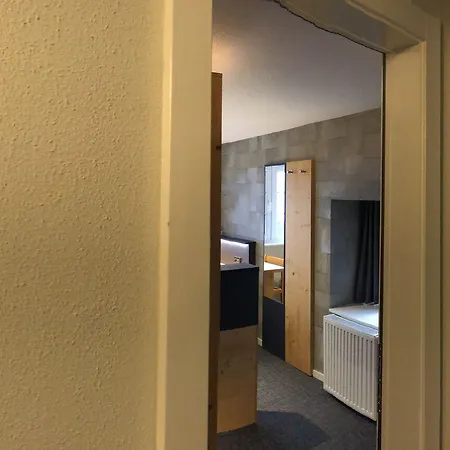 酒店 Villars Lodge 威拉尔-苏-罗伦
