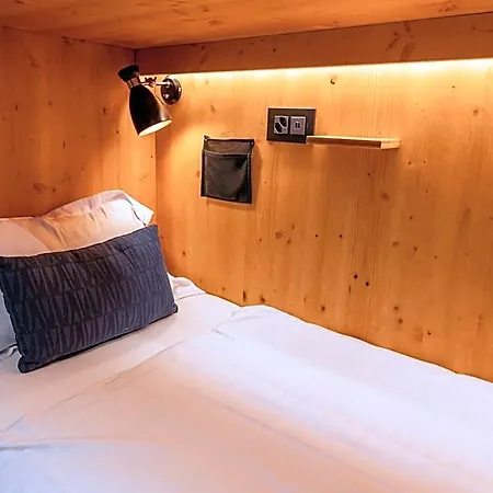 Villars Lodge 酒店 威拉尔-苏-罗伦