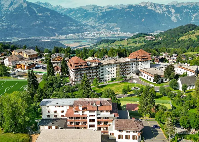 Villars Lodge ホテル